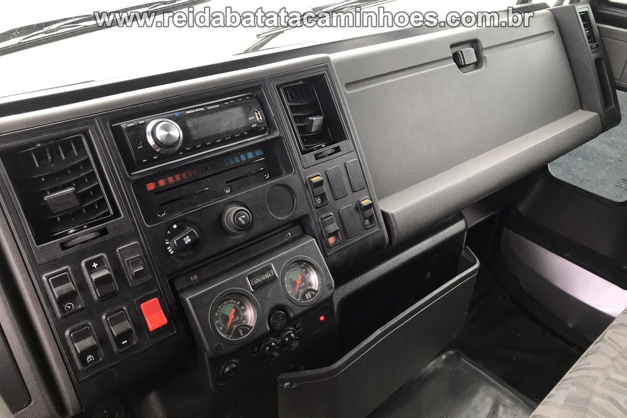 Ford Cargo2422 - 10/11 16