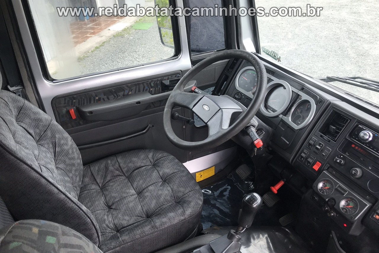 Ford Cargo2422 - 10/11 20