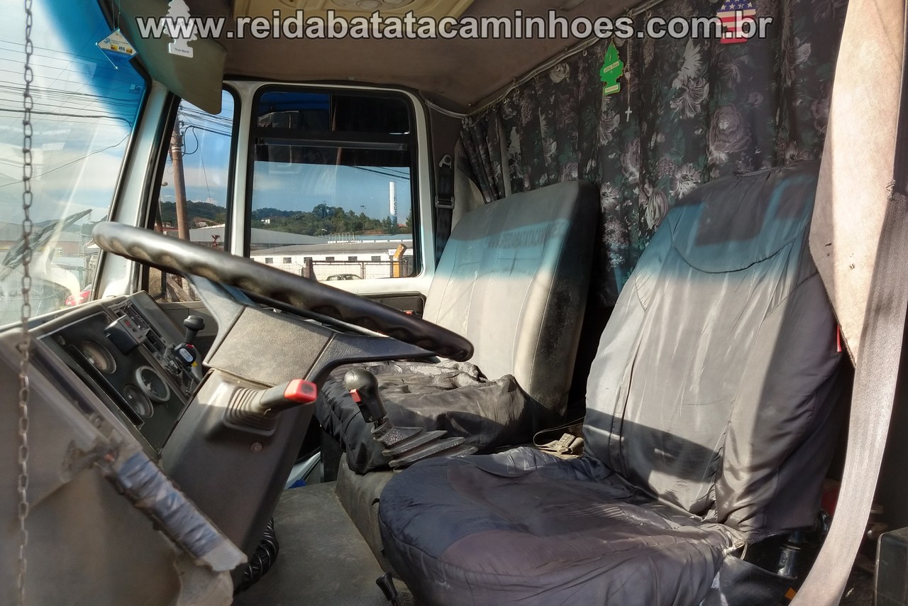 Ford Cargo1317 - 86/86 8