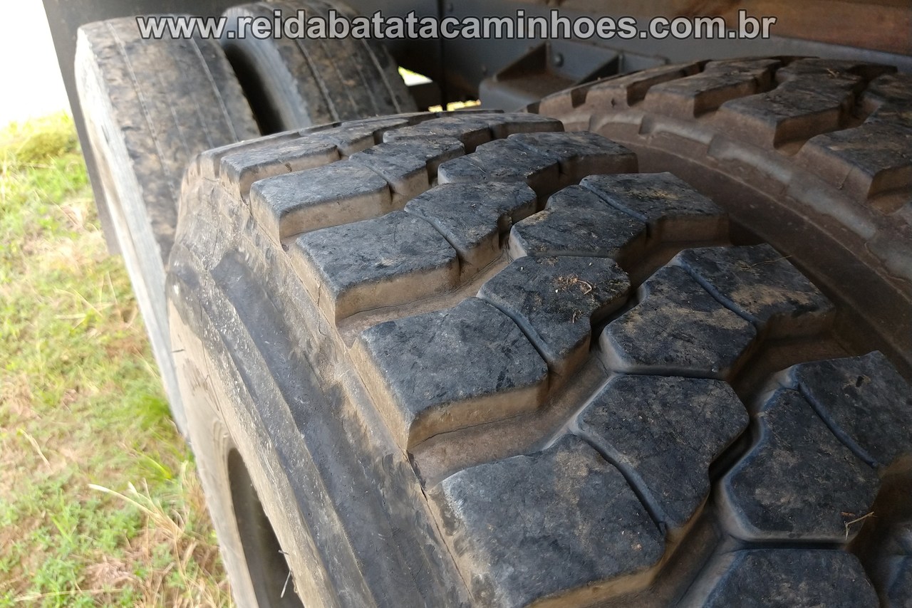 Ford Cargo1317 - 86/86 9