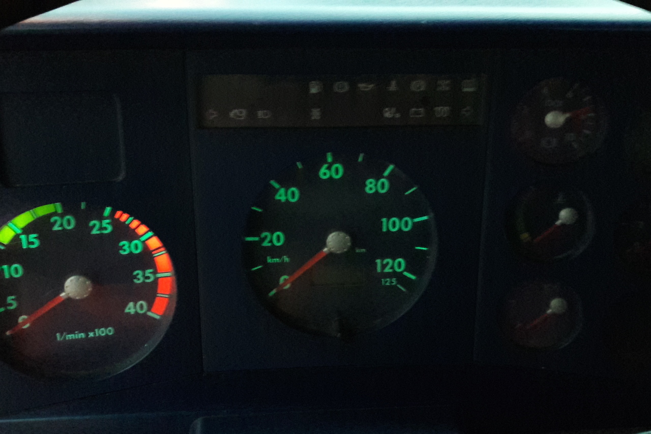 Volkswagen 8 150 - 02/02 11