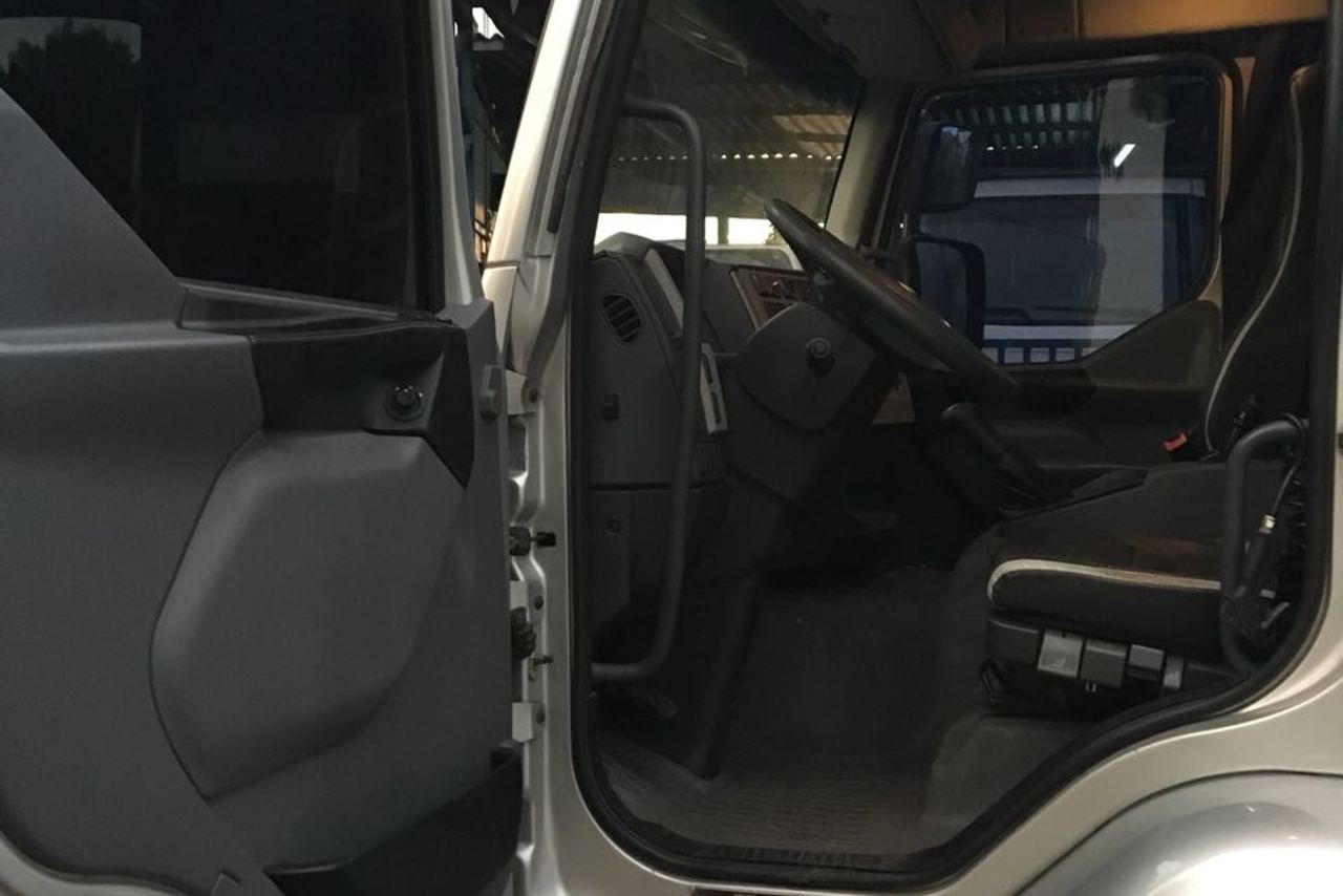 Volvo VM 270 - 13/13 9