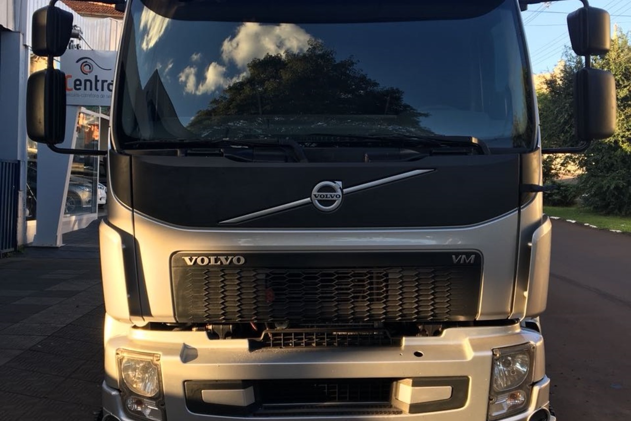Volvo VM 270 - 13/13 18