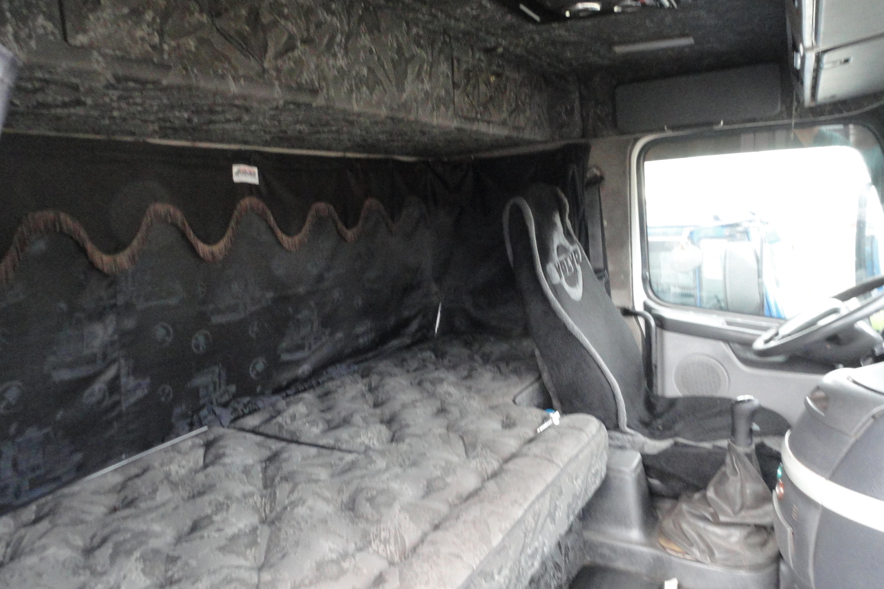Volvo FH12 380 - 06/06 5