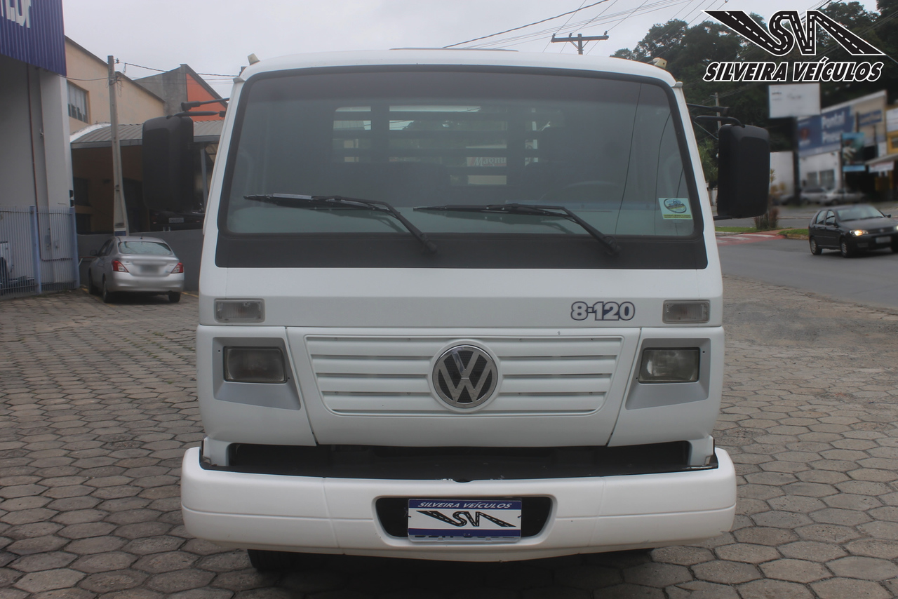 Volkswagen 8 120 - 01/01 2