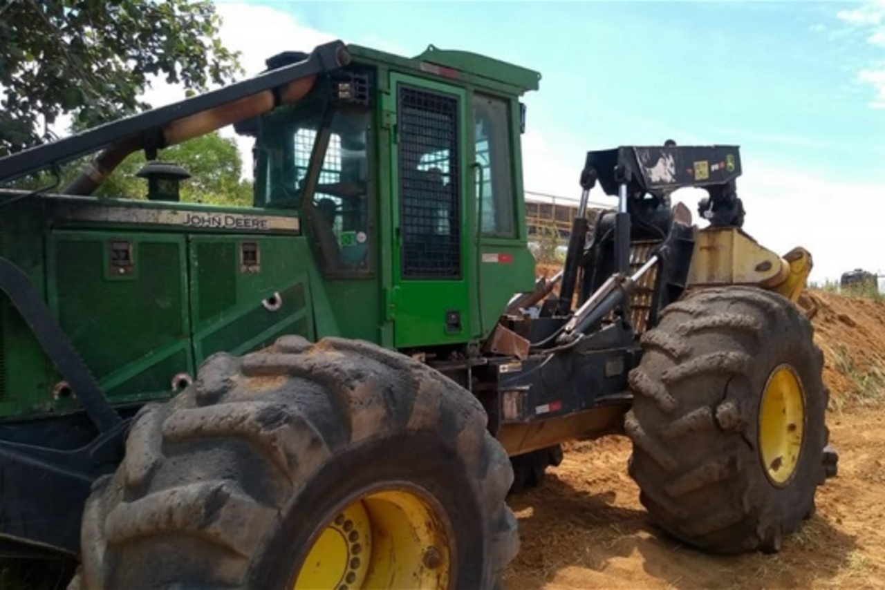 John Deere 848H - 13/13 2