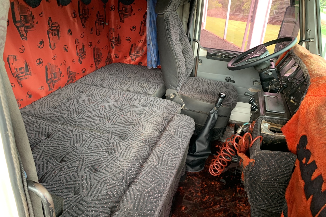 Scania 112 330 - 87/87 10
