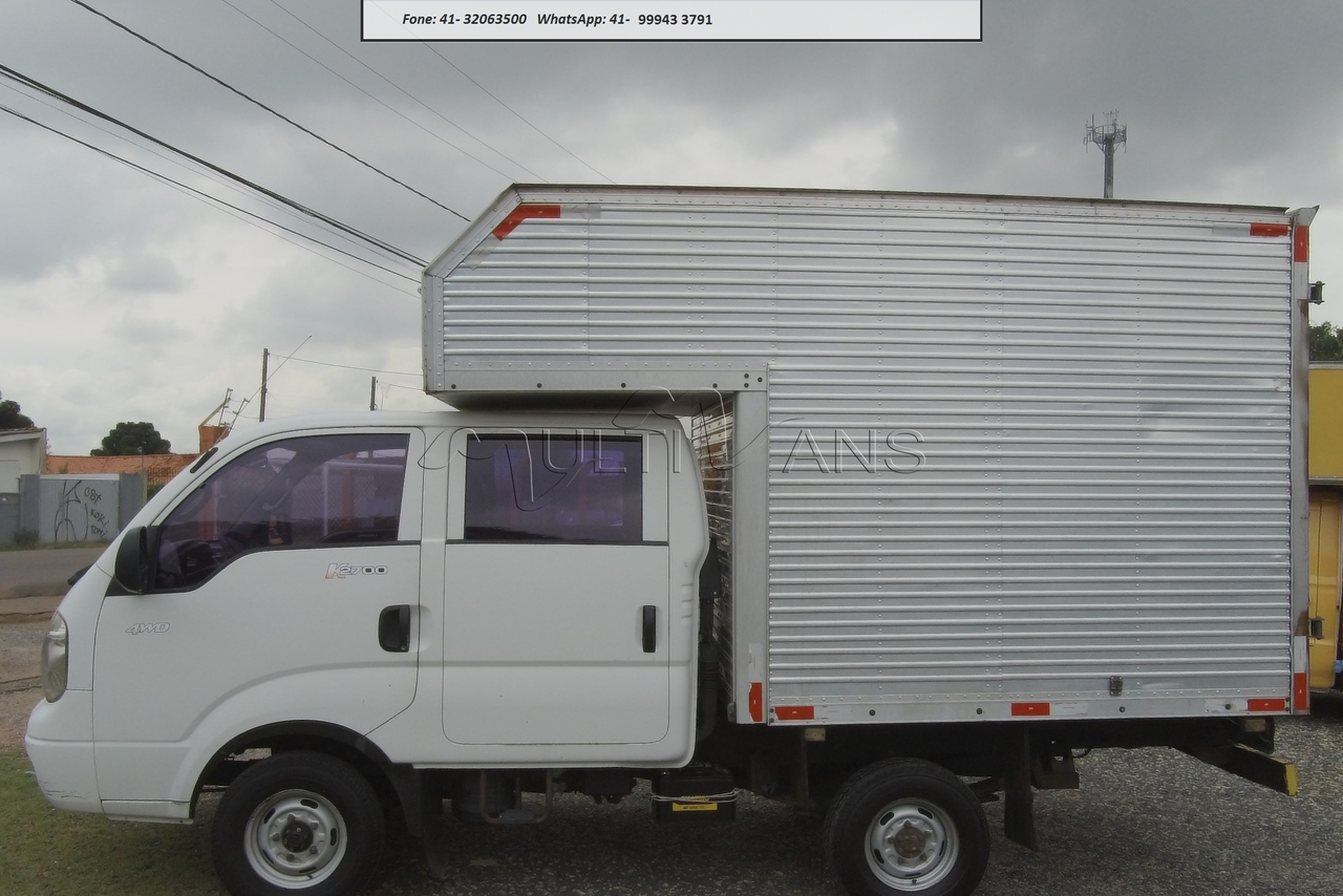 KIA 2700 - 08/09 8