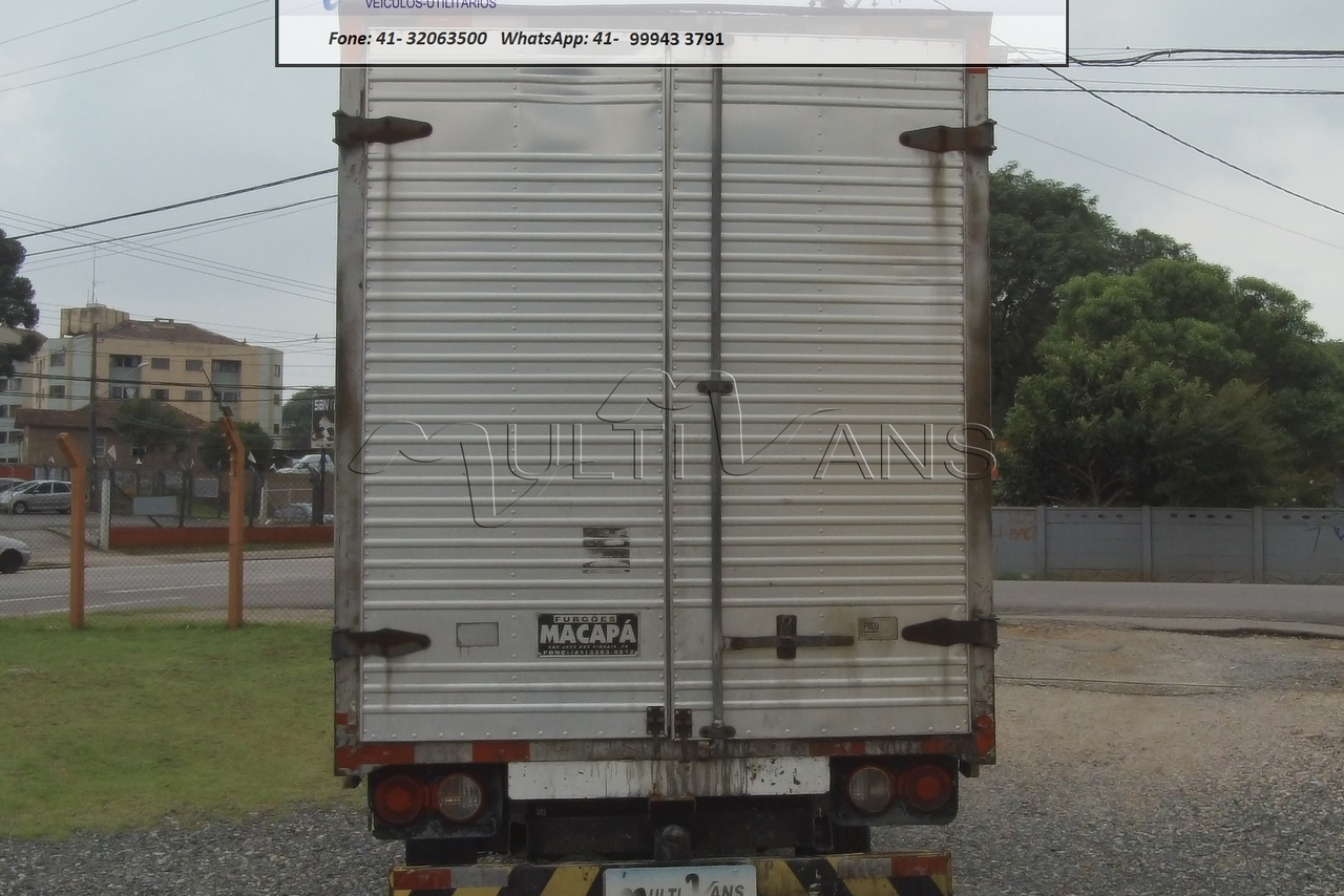 KIA 2700 - 08/09 10