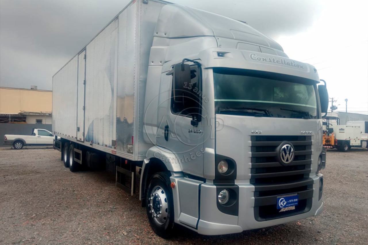 Volkswagen 24-250 E Constellation 3-Eixos - 11/11 5