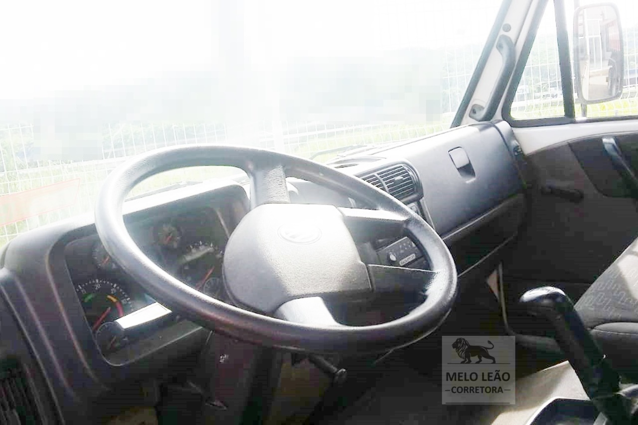 Volkswagen 8 160 - 14/14 4