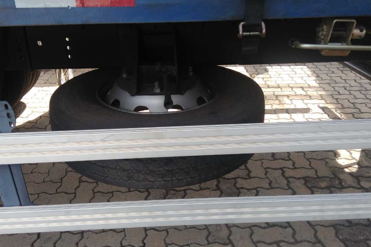 Volkswagen 24-280 E Constellation 6x2 - 13/13 9