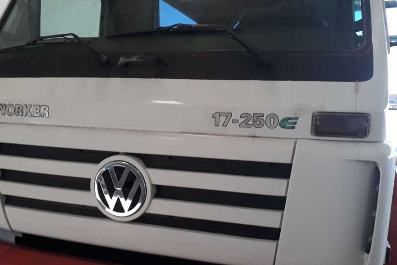 Volkswagen 17 250 - 10/10 2