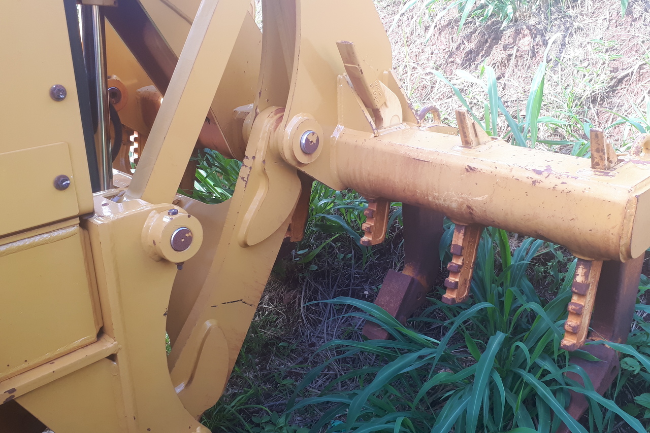 Caterpillar 140K - 16/16 4