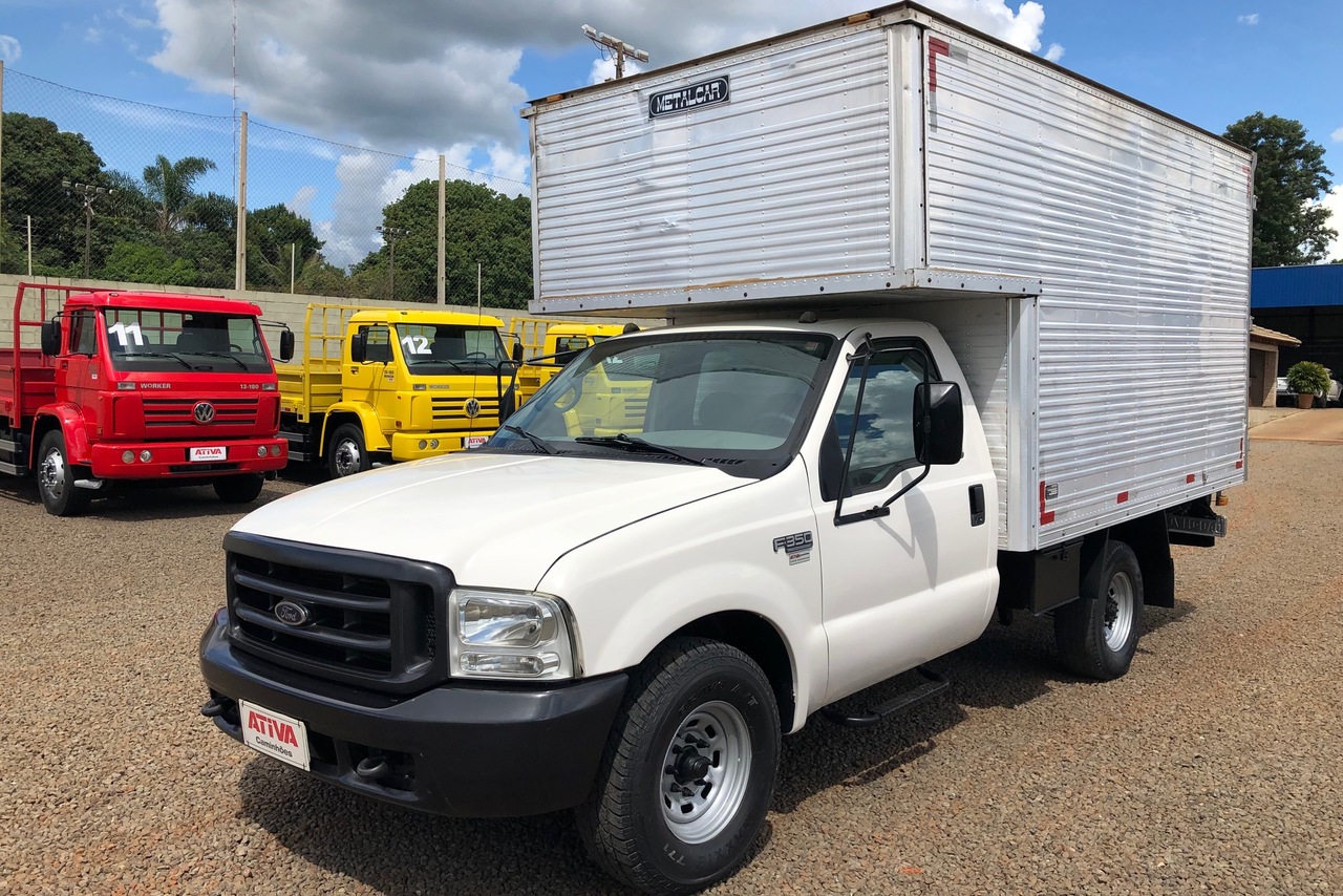 Ford F350 - 02/02 4