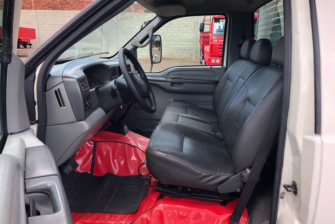 Ford F350 - 02/02 5