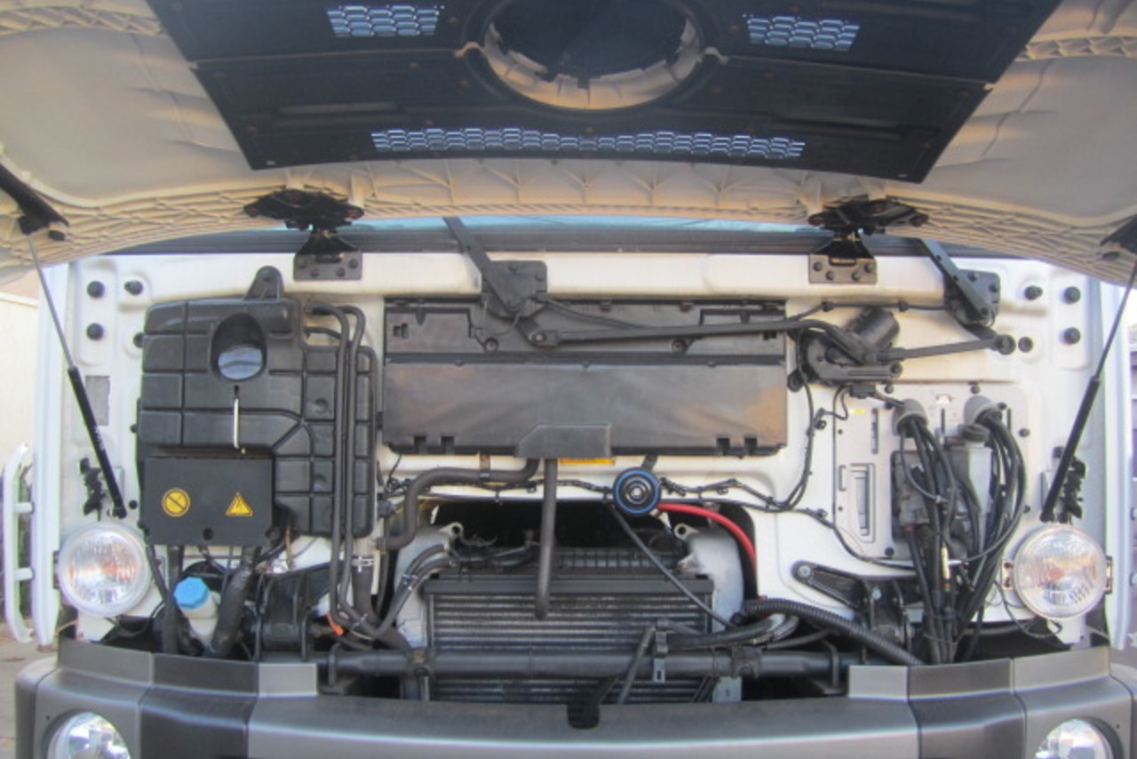 Volkswagen 31-280 E Constel. 6x4 - 15/15 13
