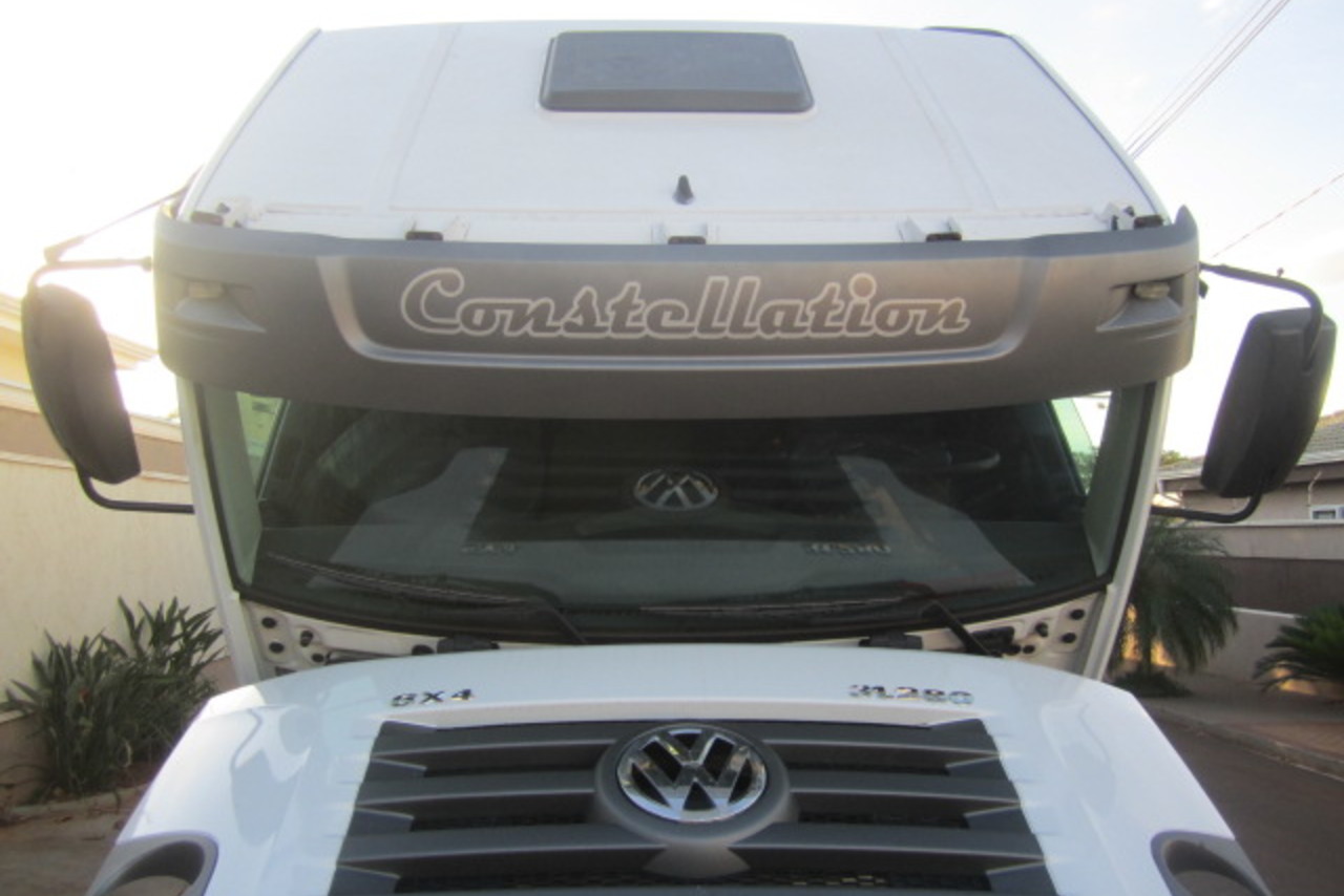 Volkswagen 31-280 E Constel. 6x4 - 15/15 15