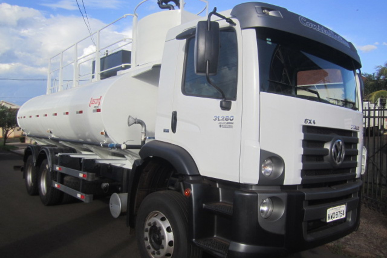 Volkswagen 31-280 E Constel. 6x4 - 15/15 19