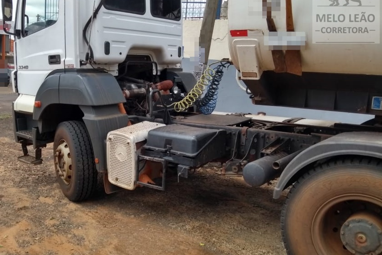 Mercedes Benz Axor 3340 - 05/06 5