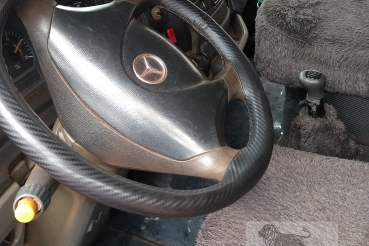 Mercedes Benz Axor 3340 - 05/06 6