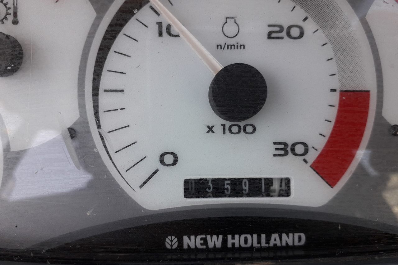 New Holland B95B - 14/14 3