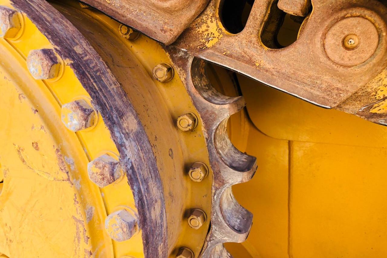 Caterpillar D6T XL - 14/14 3