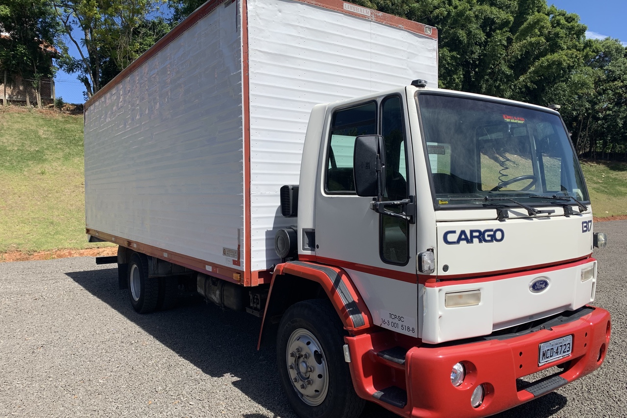 Ford Cargo1317 - 03/03 3