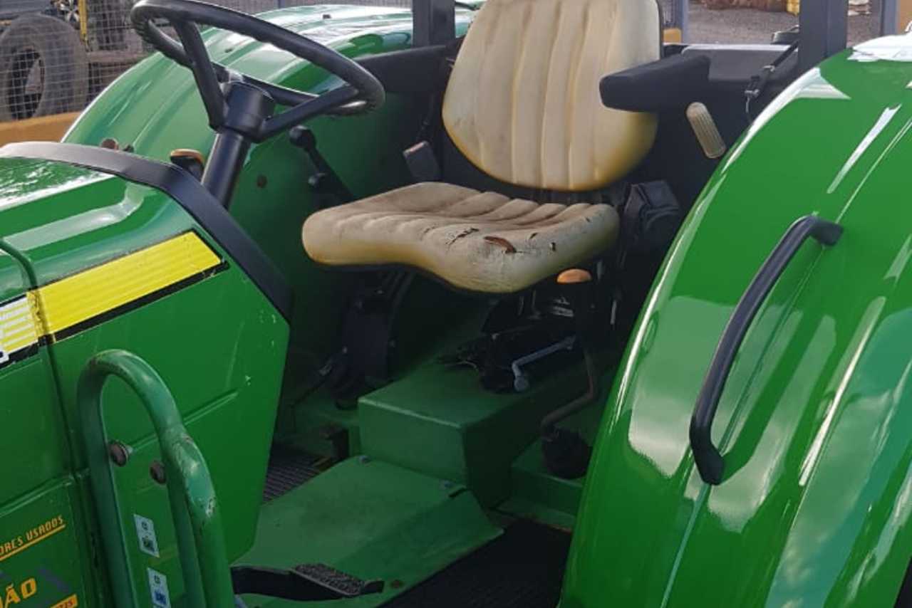John Deere 5075 - 10/10 7