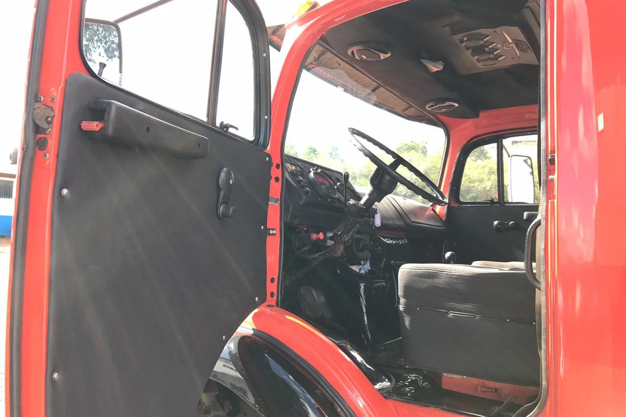 Mercedes Benz MB 1518 - 89/89 13