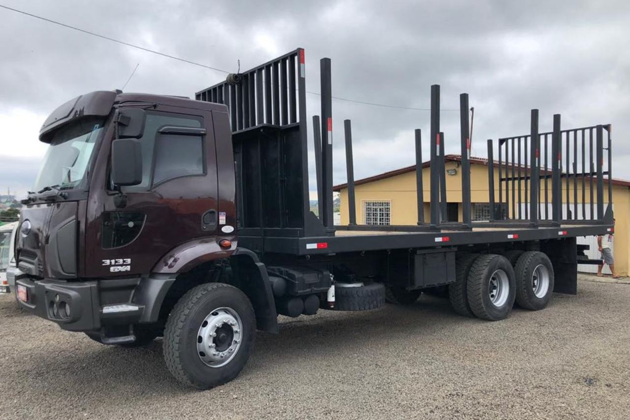 Ford Cargo 3133 - 13/13 13