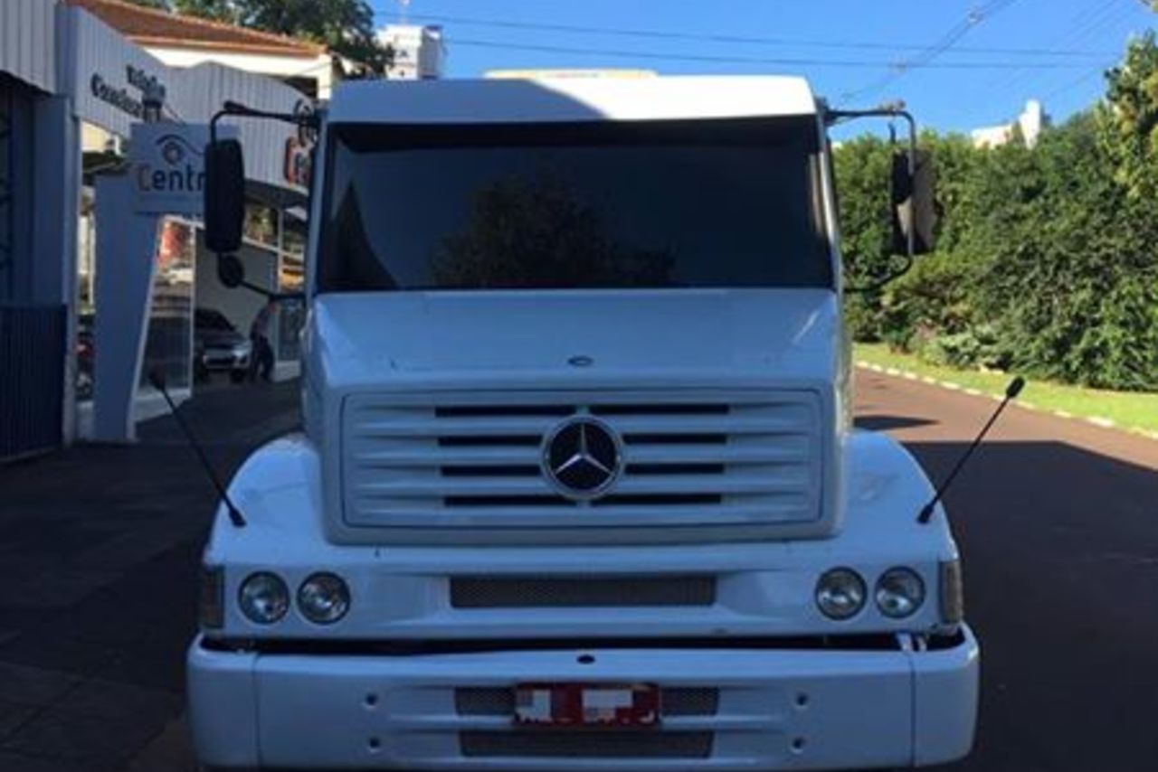 Mercedes Benz MB 1620 - 04/04 2