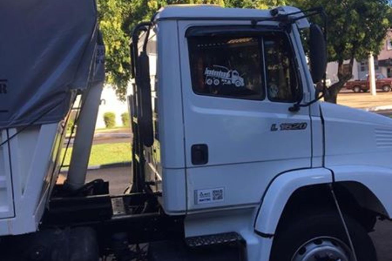 Mercedes Benz MB 1620 - 04/04 11