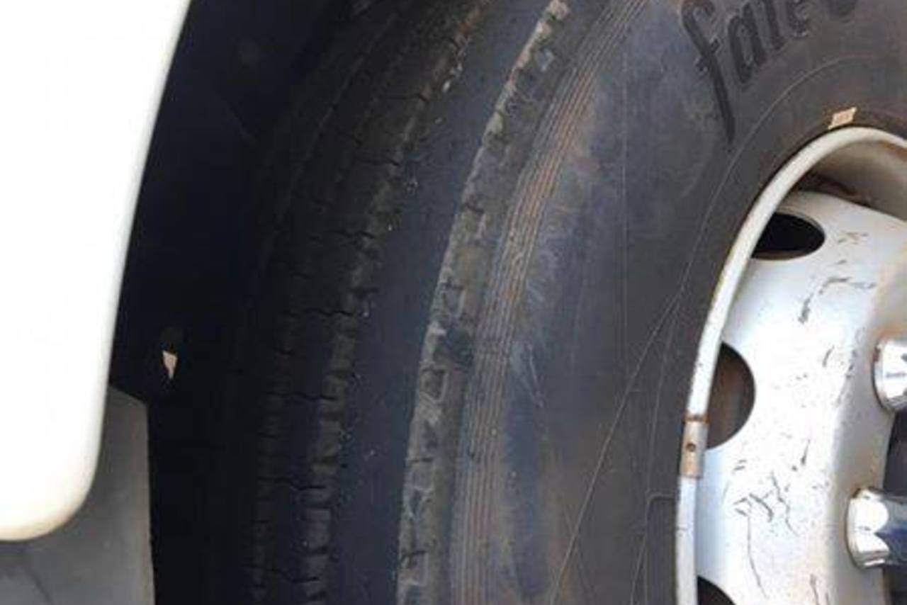 Volvo VM 270 - 13/13 8
