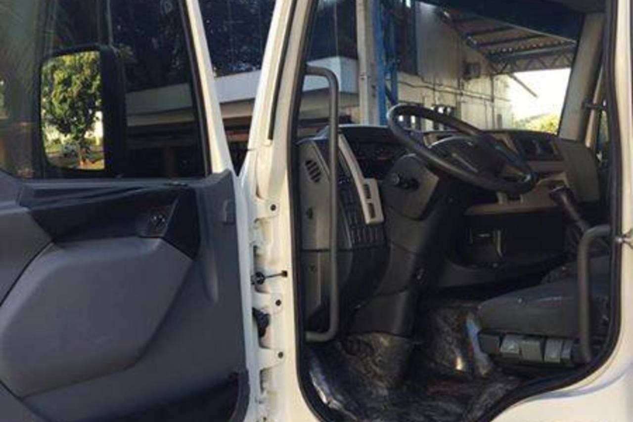 Volvo VM 270 - 13/13 12