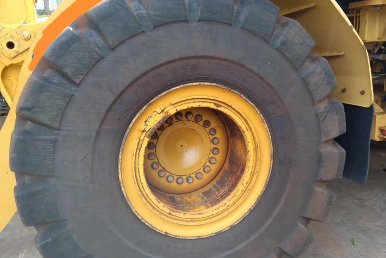 Caterpillar  966 - 14/14 4