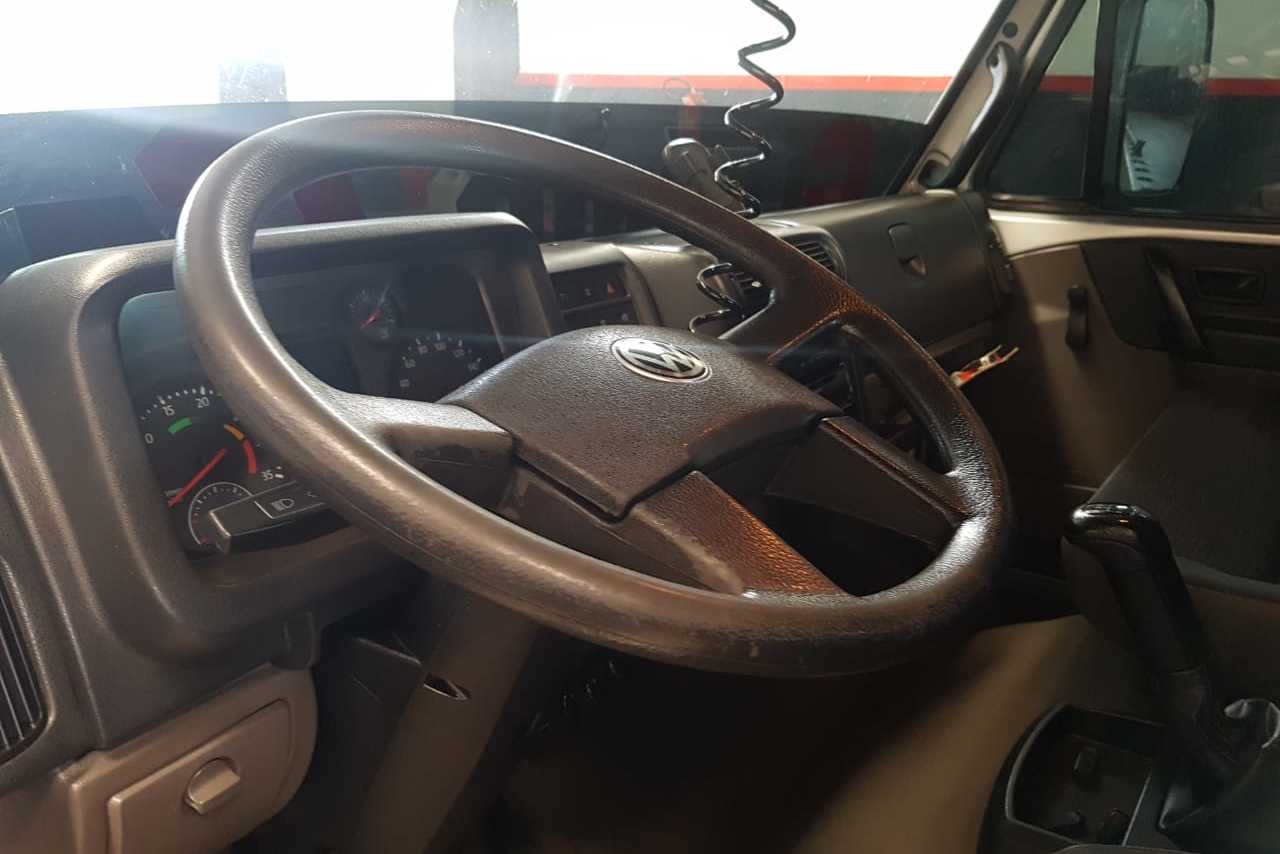 Volkswagen 8 160 - 12/12 8
