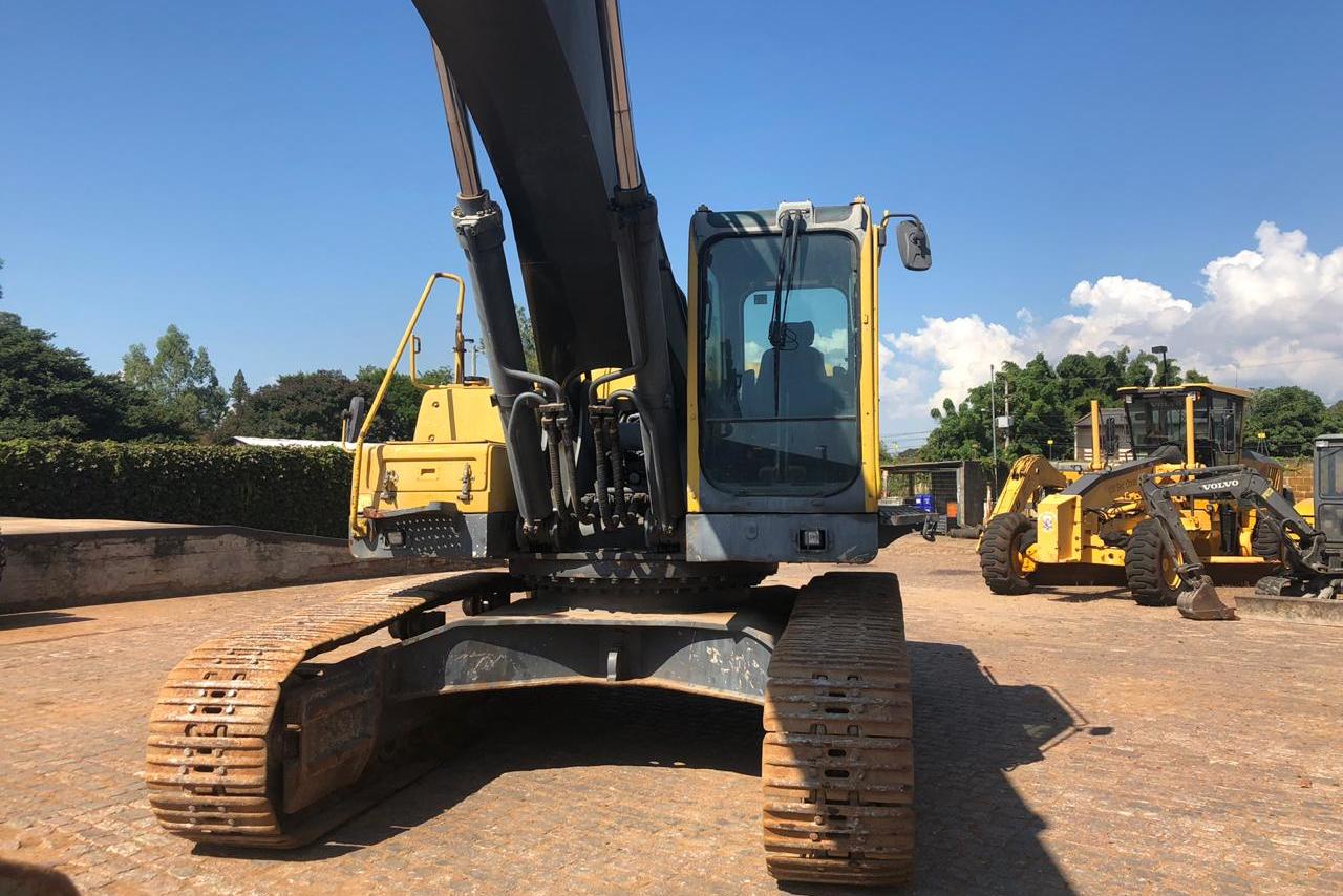 Volvo EC460 - 07/07 3
