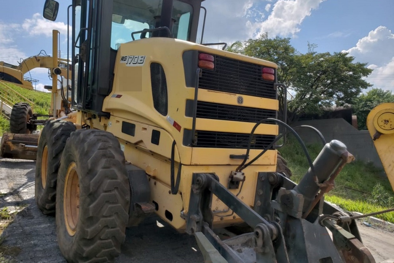 New Holland RG 170B - 06/06 4