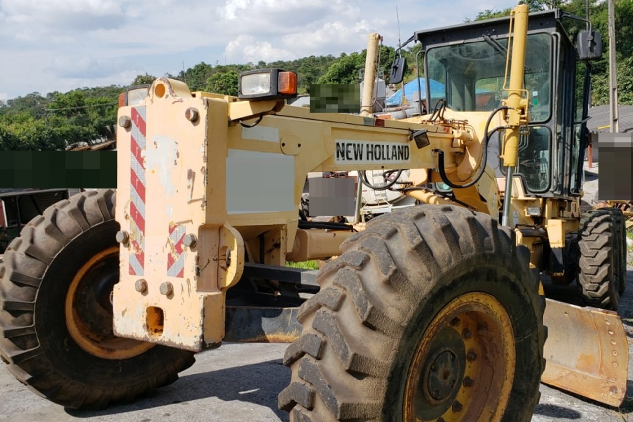 New Holland RG 170B - 06/06 7