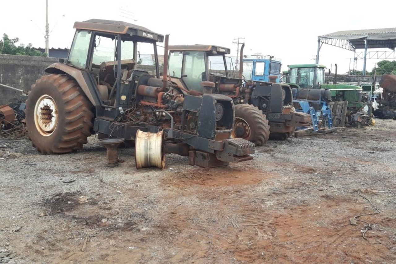 Valtra BH 180 - 13/13 4