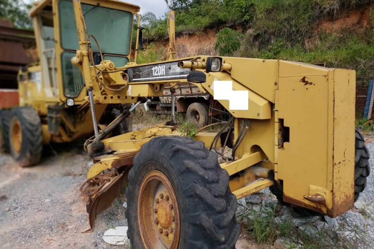 Caterpillar 120H - 04/04 3