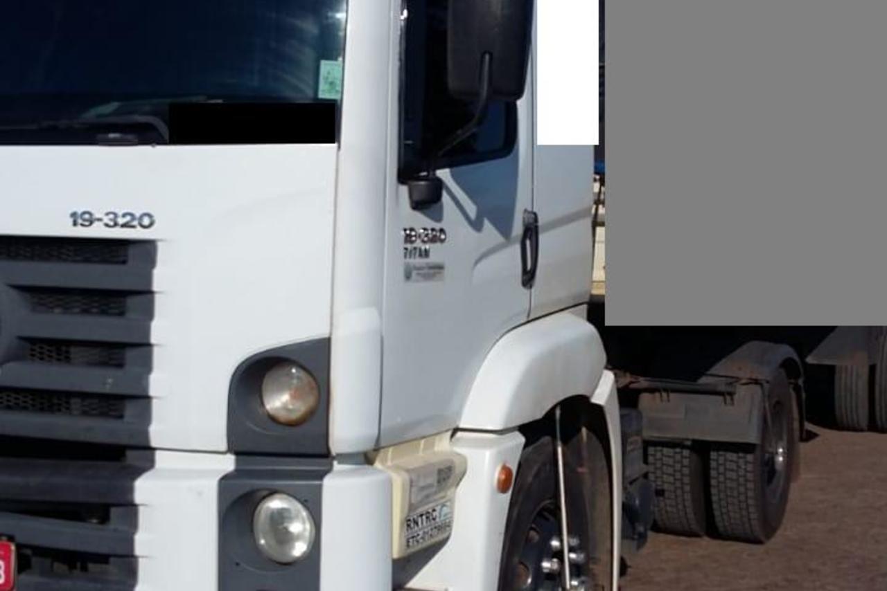 Volkswagen 19-320 Titan - 11/11 2