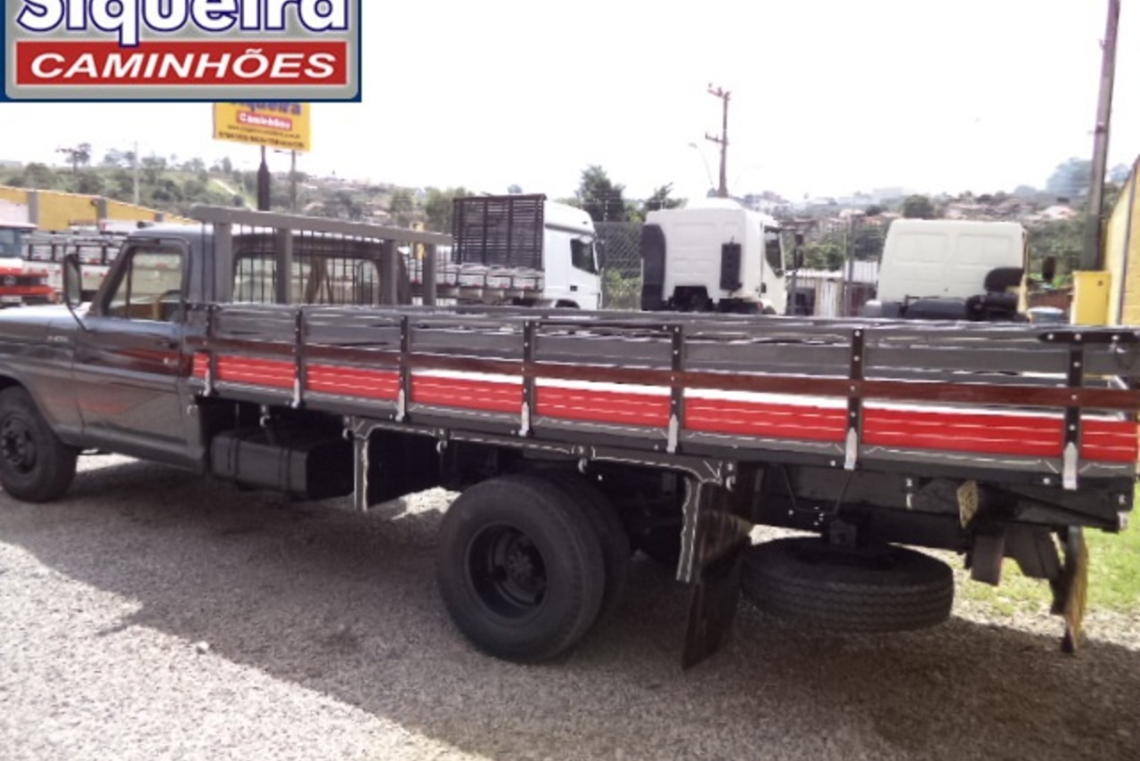 Ford F4000 - 90/90 8