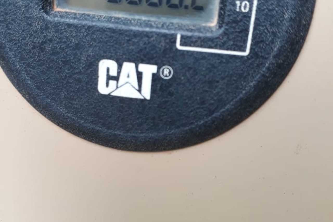 Caterpillar 120K - 20/10 2