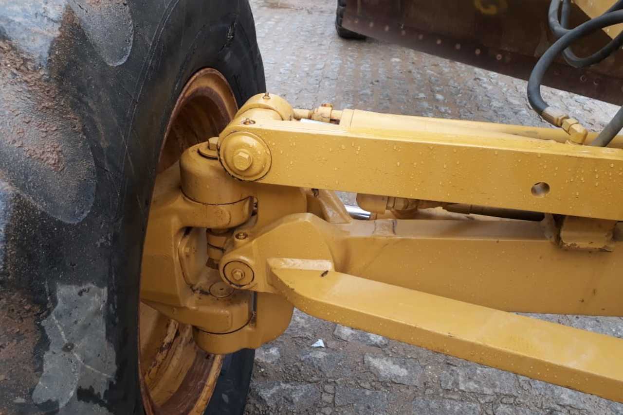 Caterpillar 120K - 20/10 15