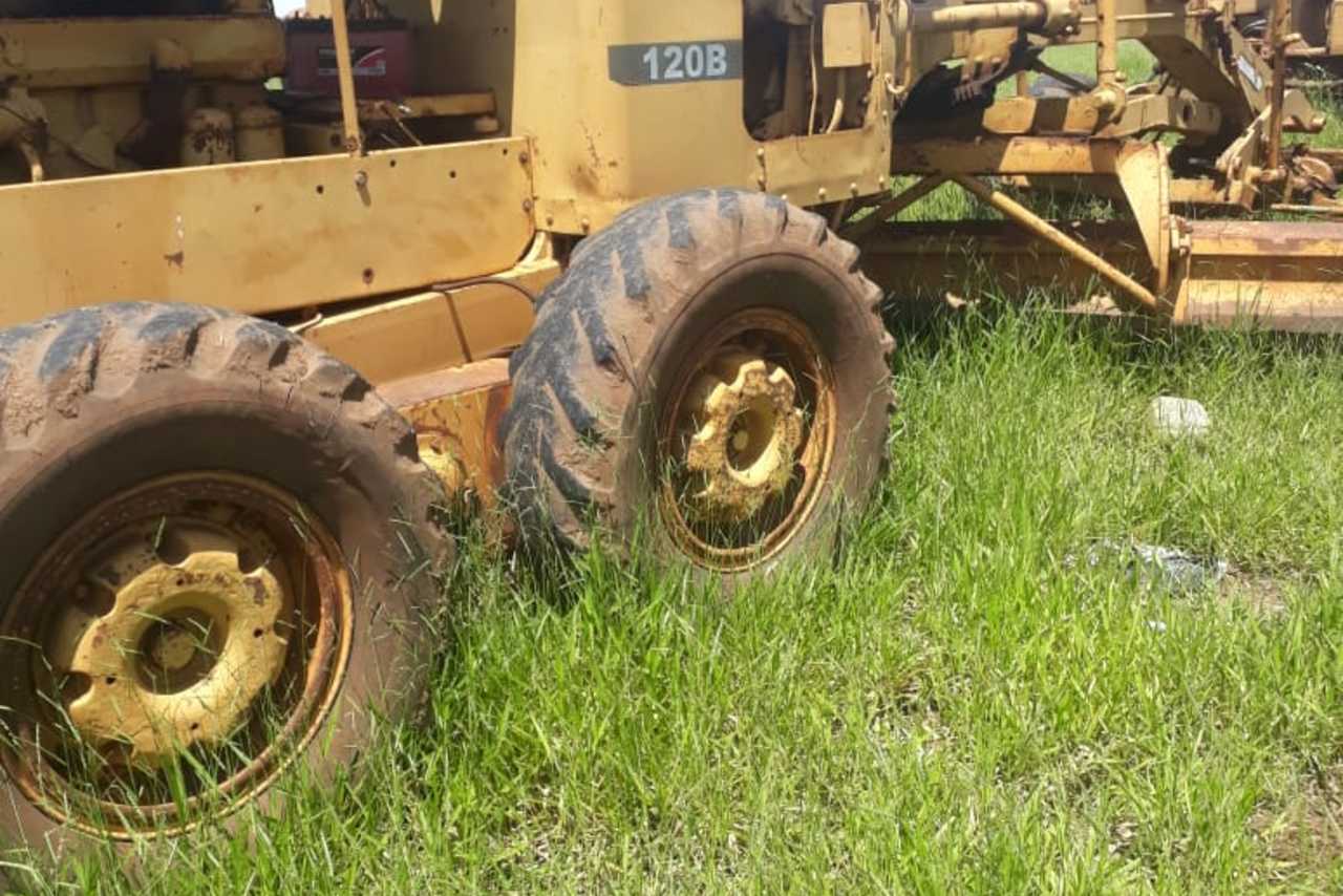 Caterpillar 120B - 82/82 2