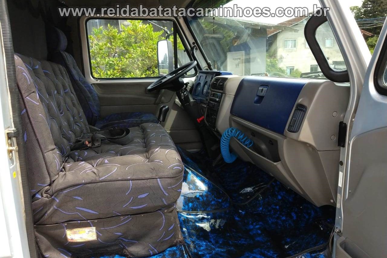 Volkswagen 8 150 - 04/04 10