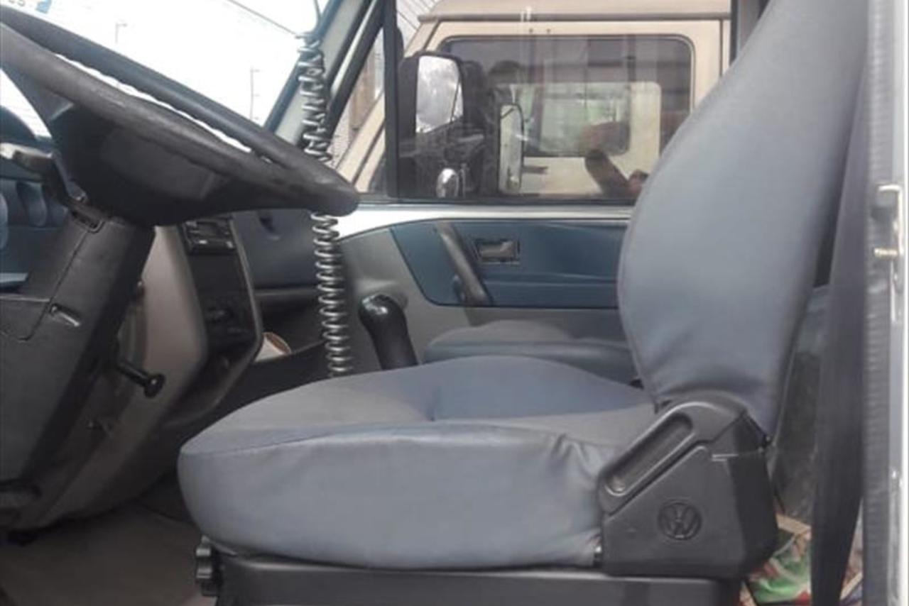 Volkswagen 8 150 - 06/07 5