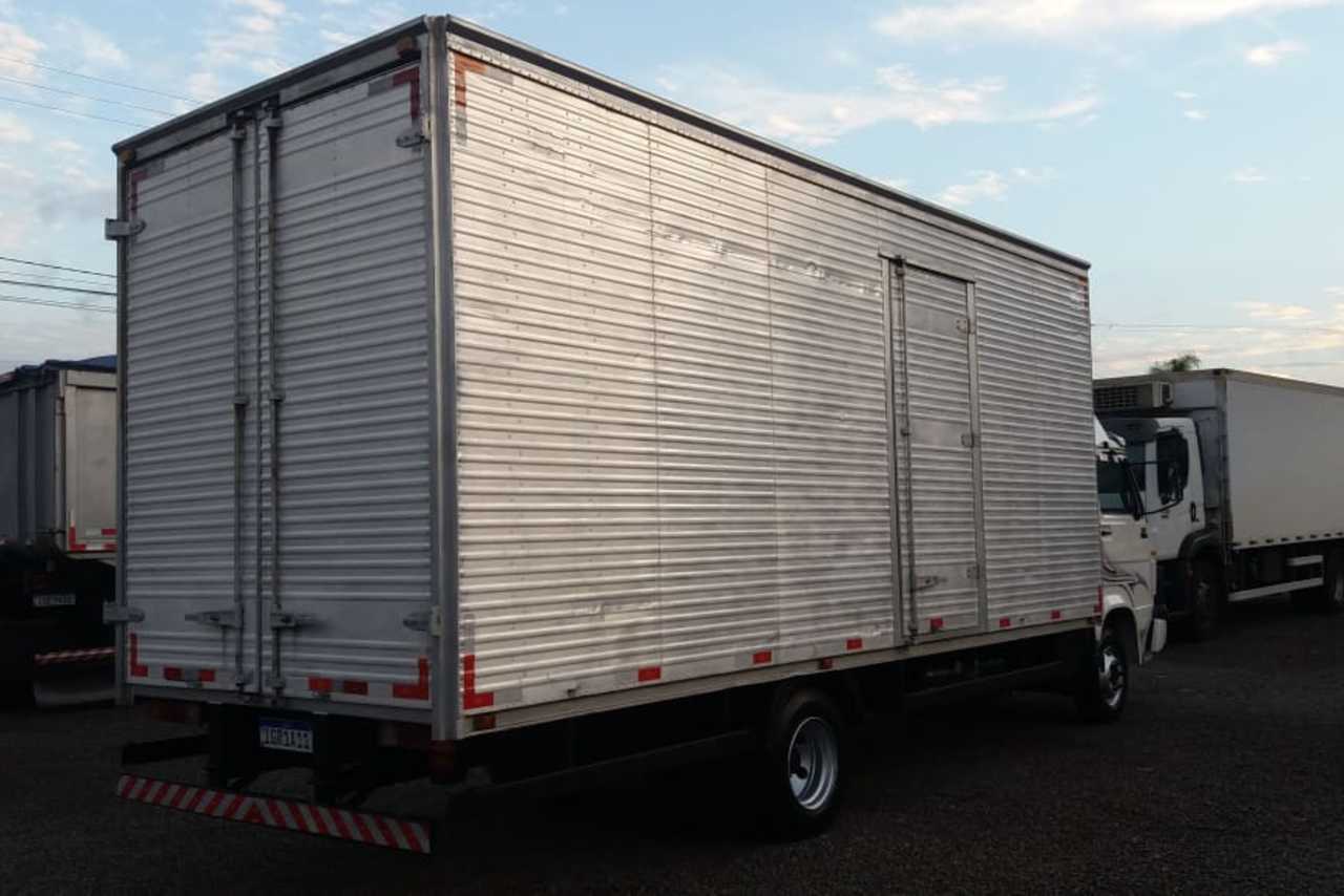 Volkswagen 8 140 - 97/97 10